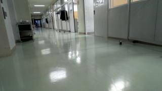 写真�@