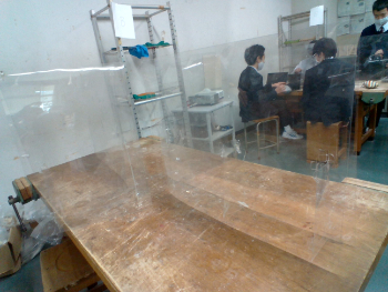 教室の写真３