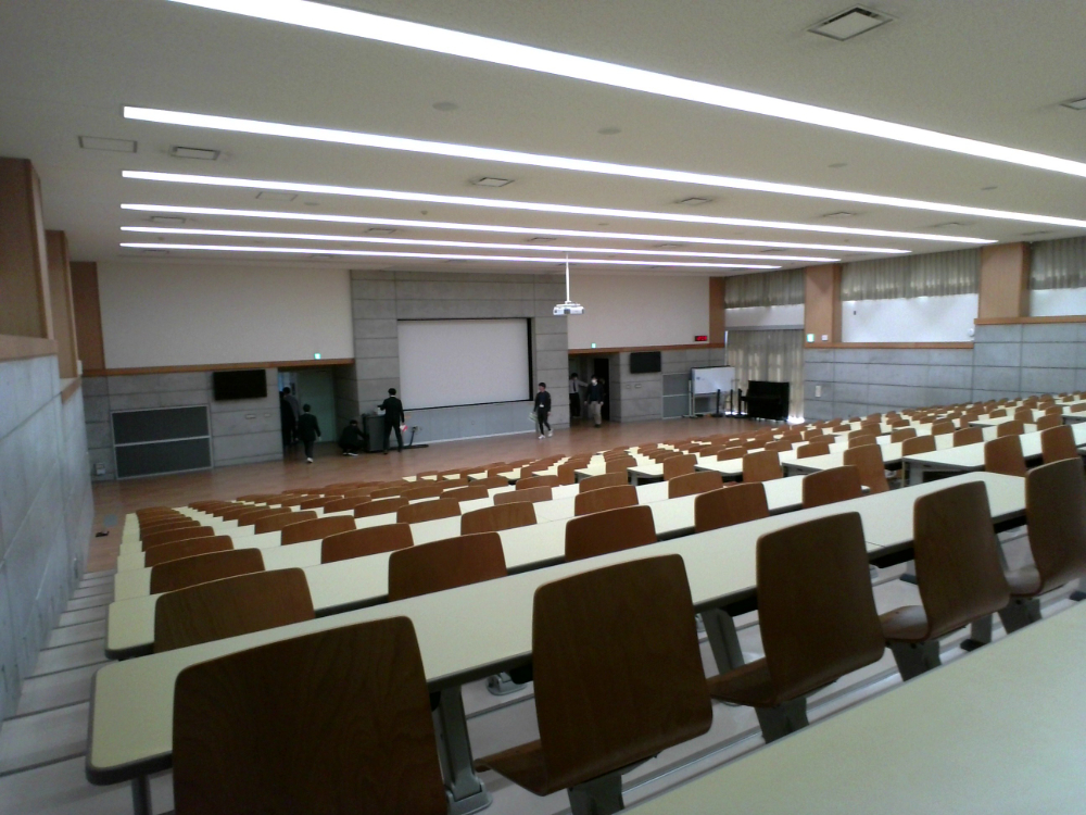 本来はグリーンホールの写真なのですがエラーが発生し読み込まれておりません再度お試しください