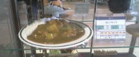 カフェテリアのカレーライスの写真
