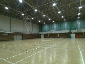体育館 正面